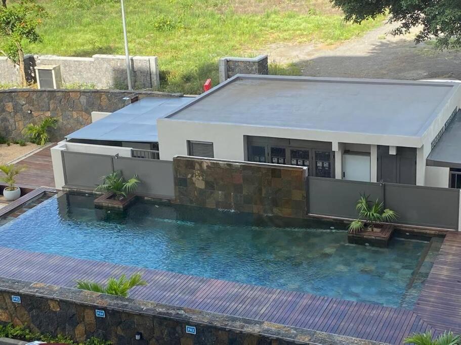 Stylish & Luxury 2-Bed Parkside Apart With Pool Vacoas-Phoenix Buitenkant foto